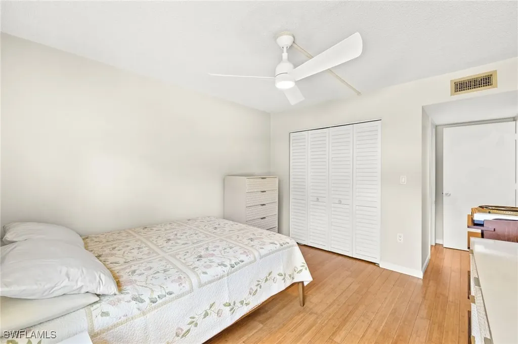 1512 Mainsail Drive Naples FL 34114