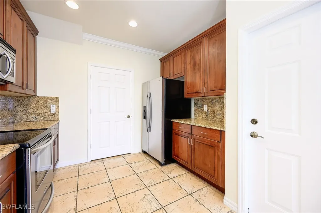 15056 Summit Place Circle Naples FL 34119