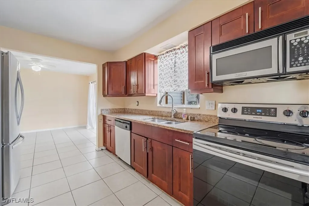 416 Rushmore Avenue S Lehigh Acres FL 33936