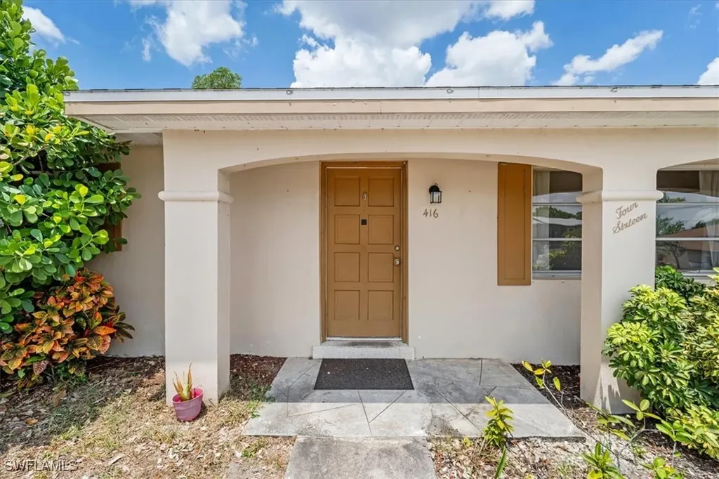 416 Rushmore Avenue S Lehigh Acres FL 33936