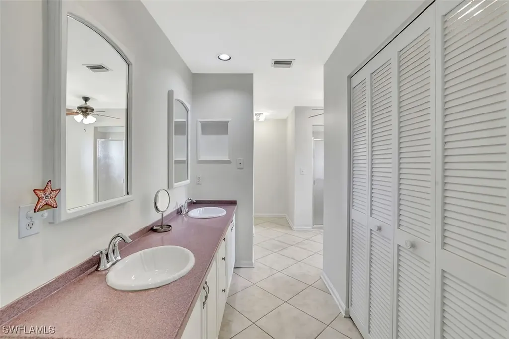 5859 Westbourgh Court Naples FL 34112