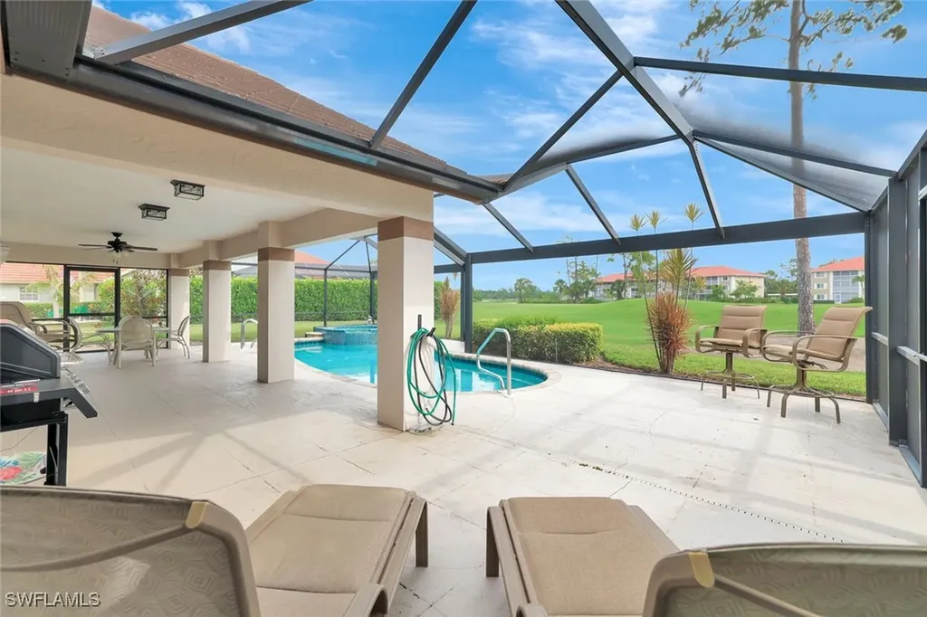 5859 Westbourgh Court Naples FL 34112
