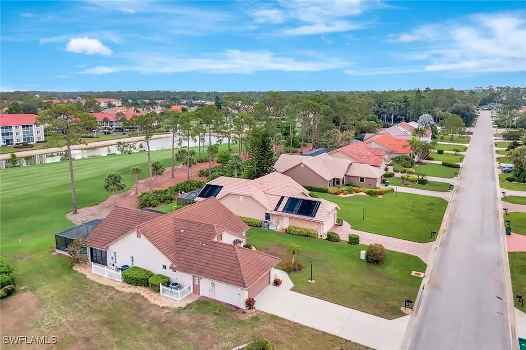 5859 Westbourgh Court Naples FL 34112