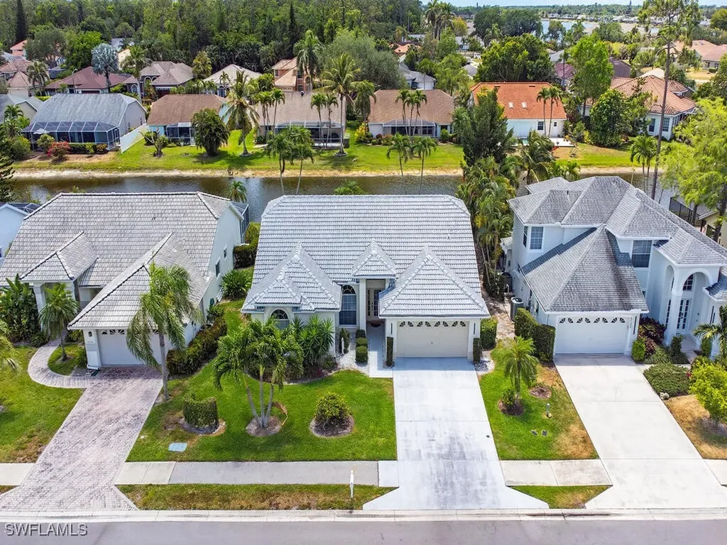 5144 Lochwood Court Naples FL 34112