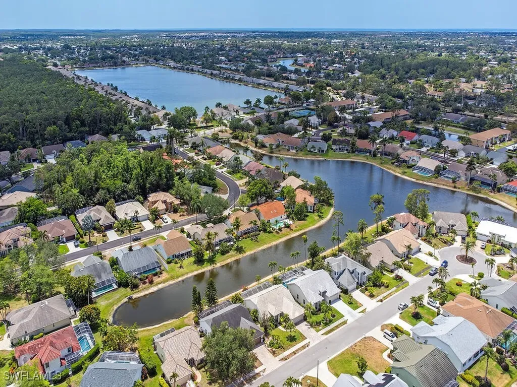 5144 Lochwood Court Naples FL 34112