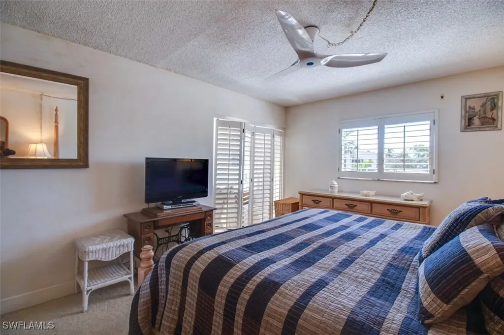 250 7th Avenue S Naples FL 34102