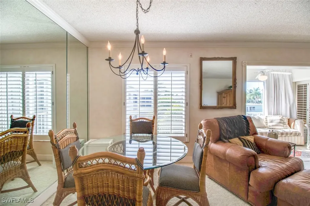 250 7th Avenue S Naples FL 34102