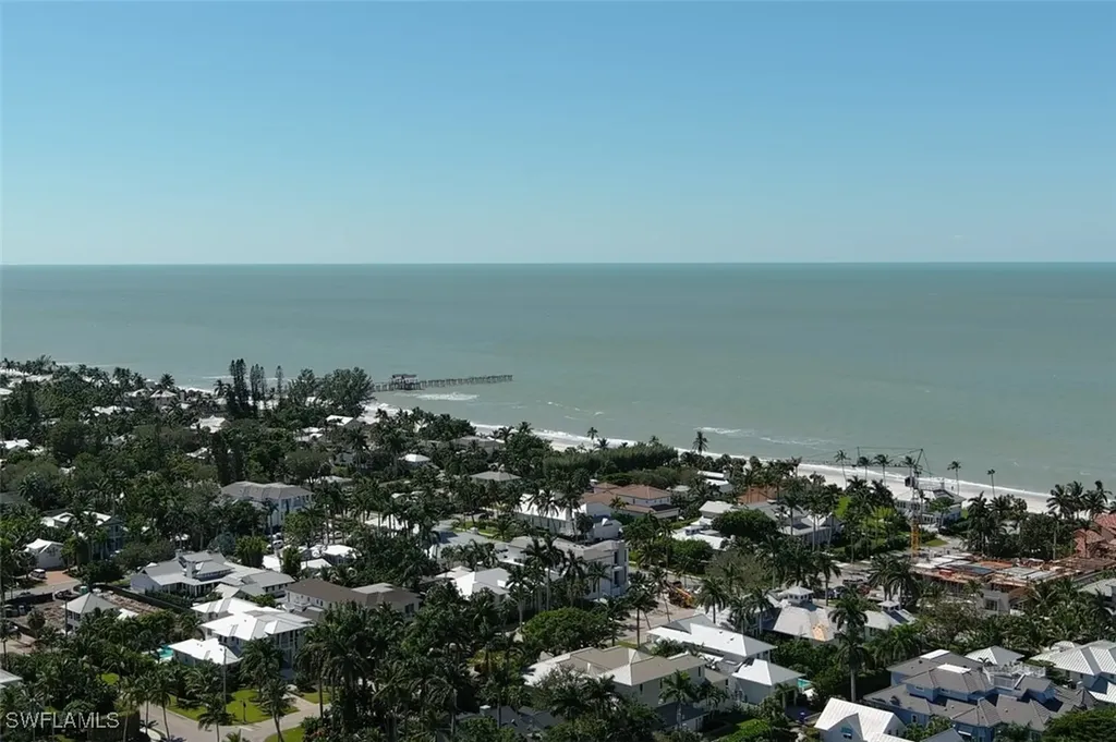 250 7th Avenue S Naples FL 34102