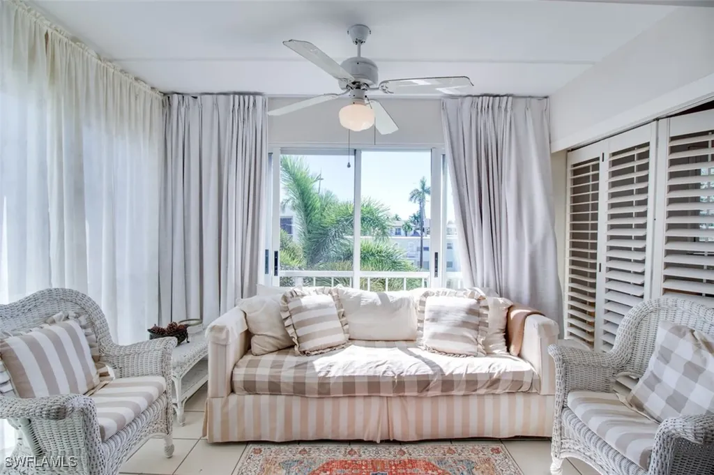 250 7th Avenue S Naples FL 34102