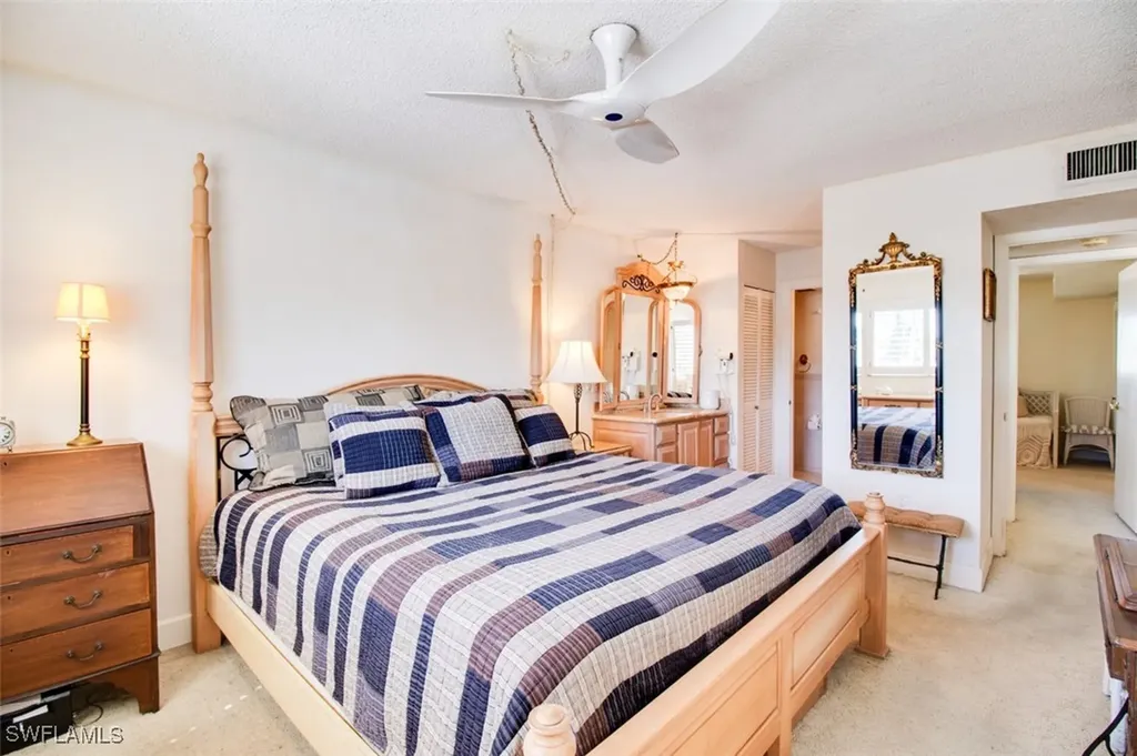 250 7th Avenue S Naples FL 34102