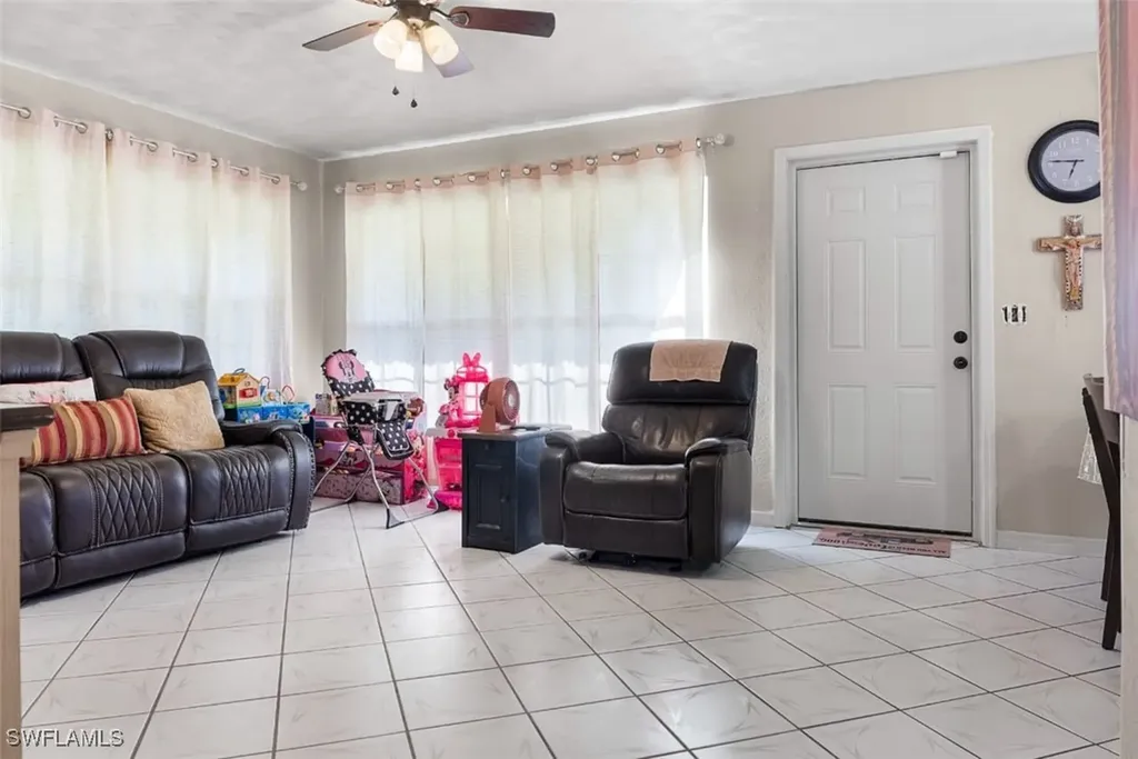 1154 4th Way North Fort Myers FL 33903