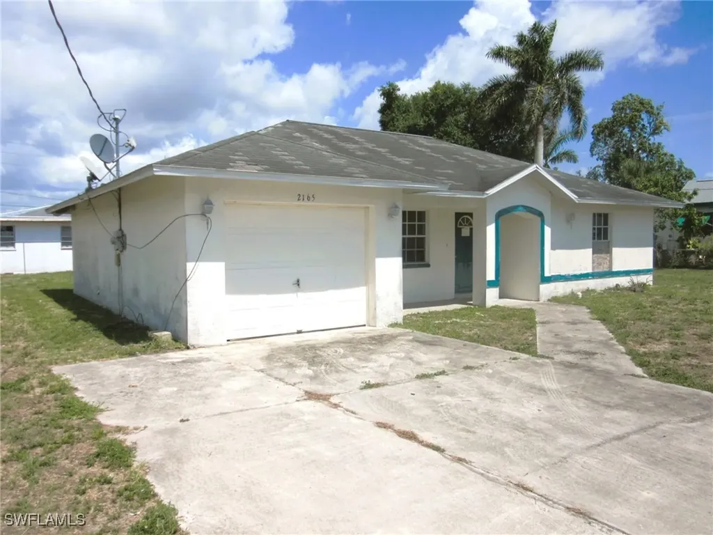 2165 Ben Street Fort Myers FL 33916