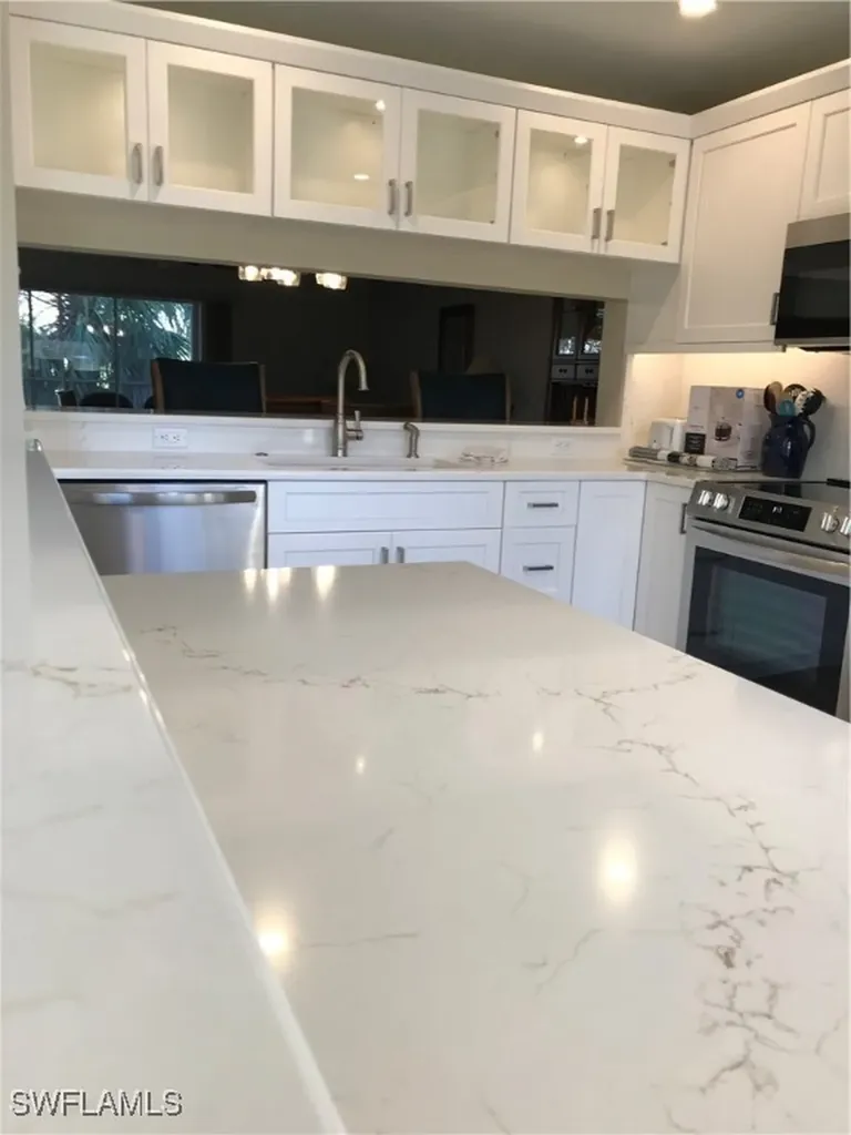 3032 Sandpiper Bay Circle Naples FL 34112