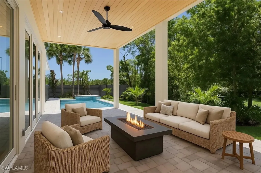 2854 Coach House Way Naples FL 34105