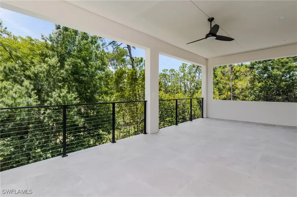 2854 Coach House Way Naples FL 34105