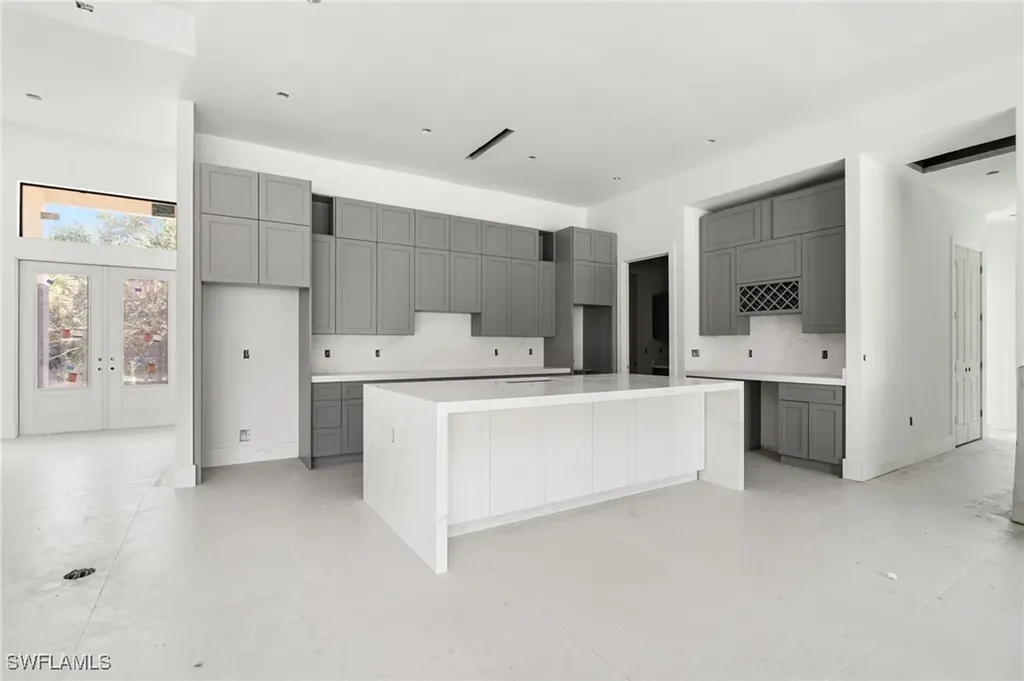 721 Golden Gate Boulevard W Naples FL 34120