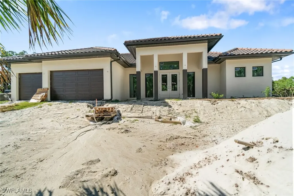 721 Golden Gate Boulevard W Naples FL 34120