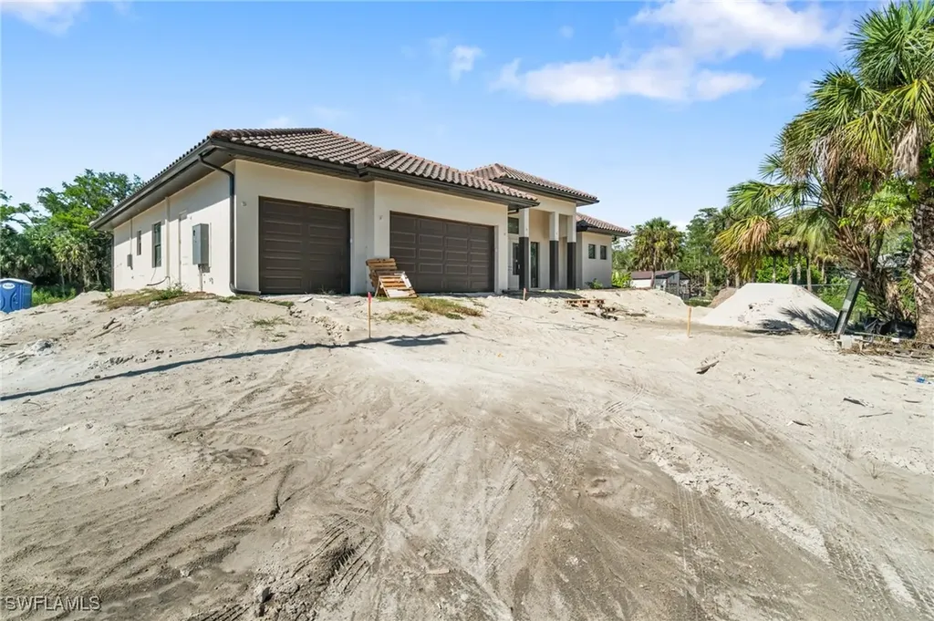 721 Golden Gate Boulevard W Naples FL 34120