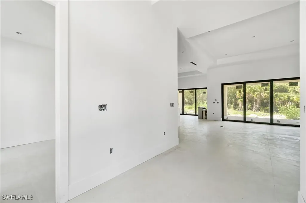 721 Golden Gate Boulevard W Naples FL 34120