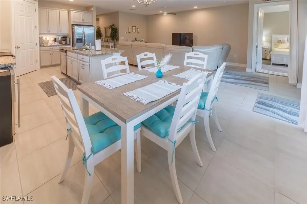 16366 Barclay Court Naples FL 34110