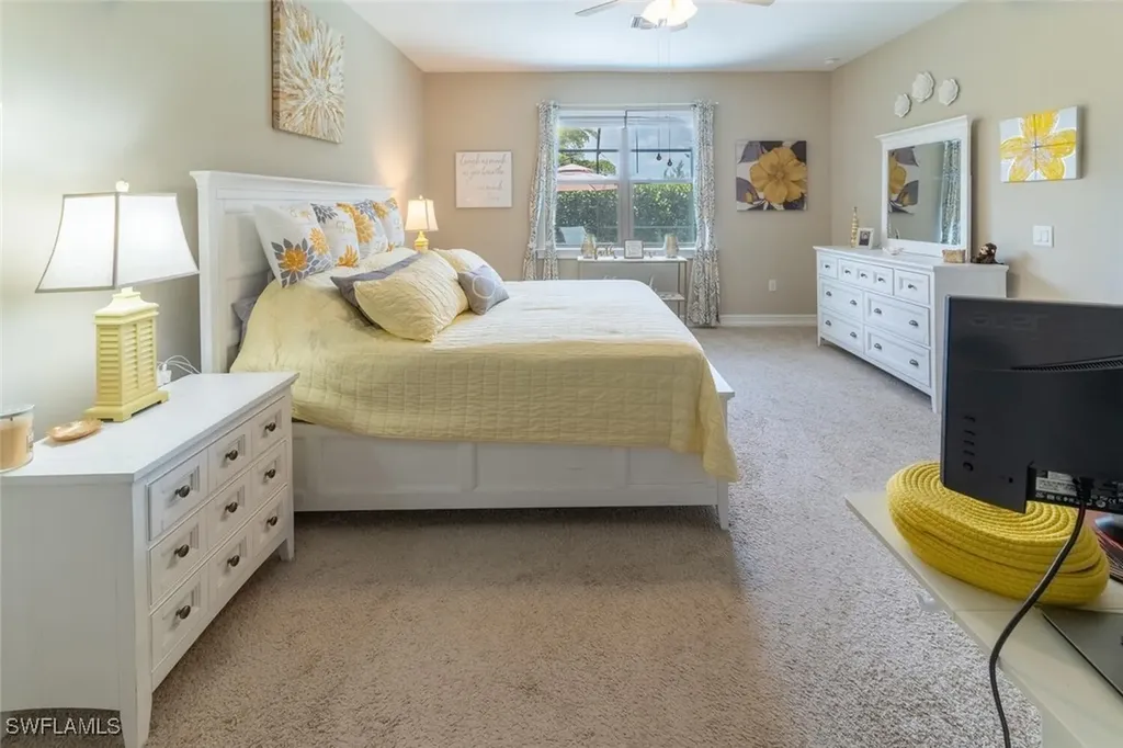 16366 Barclay Court Naples FL 34110