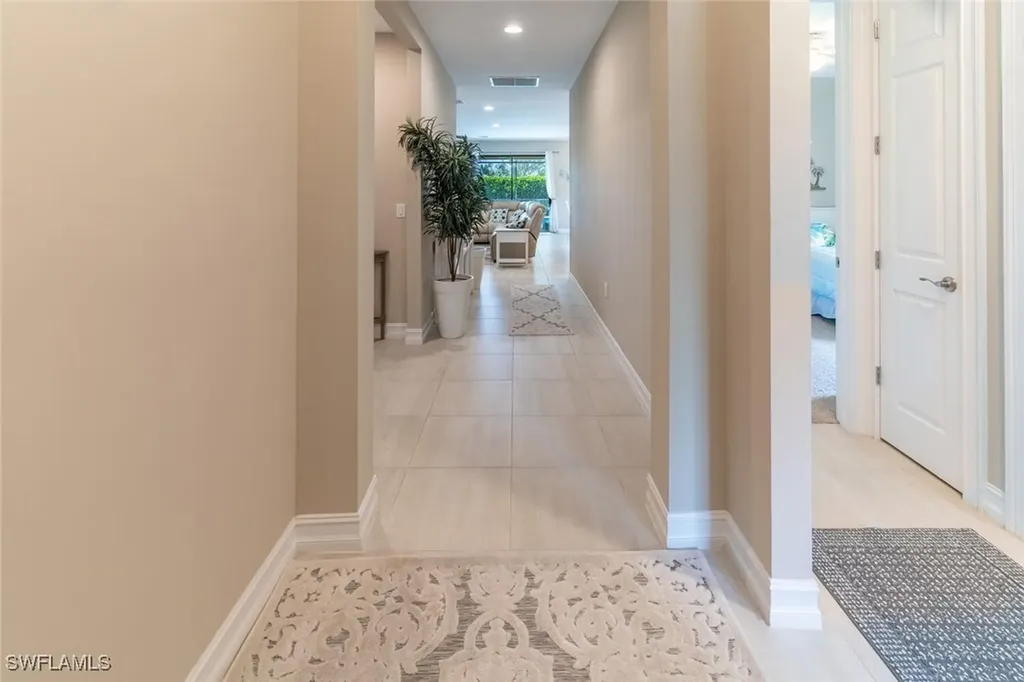 16366 Barclay Court Naples FL 34110