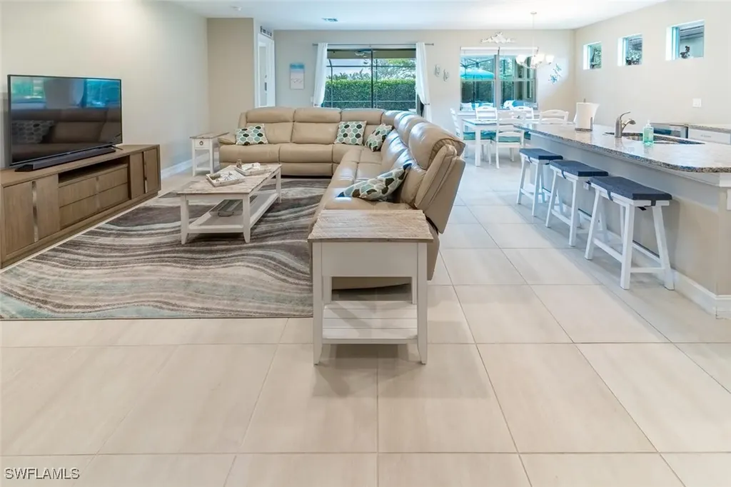 16366 Barclay Court Naples FL 34110