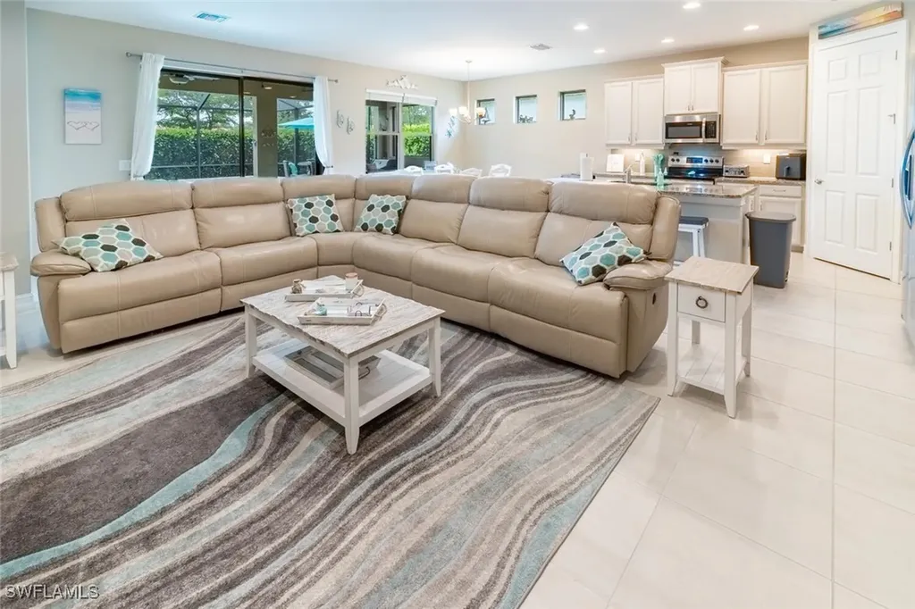 16366 Barclay Court Naples FL 34110