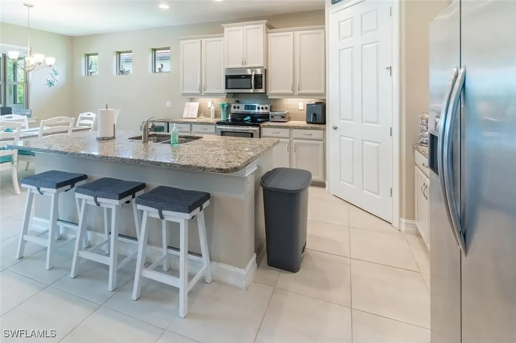 16366 Barclay Court Naples FL 34110