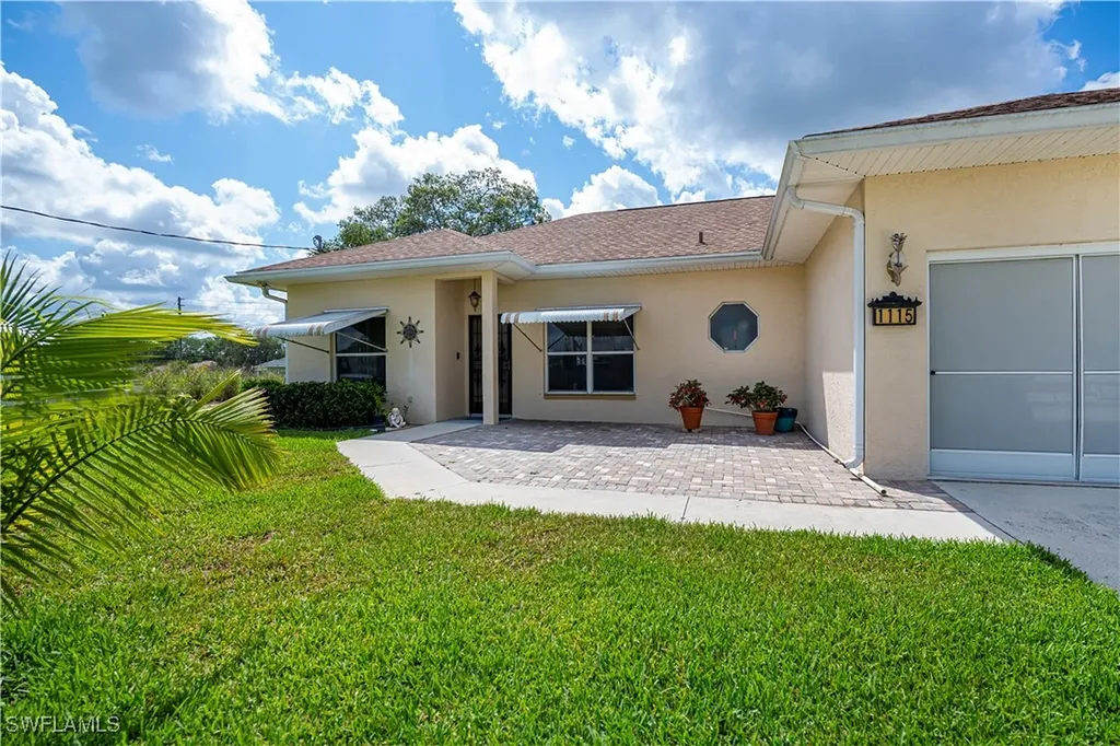 1115 Comet Avenue Labelle FL 33935