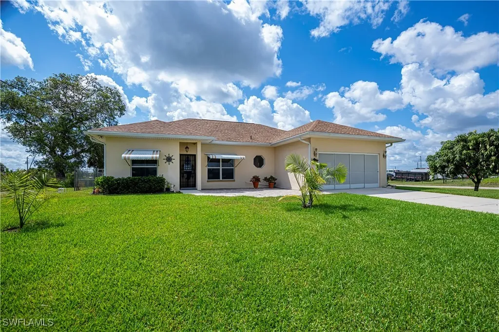 1115 Comet Avenue Labelle FL 33935