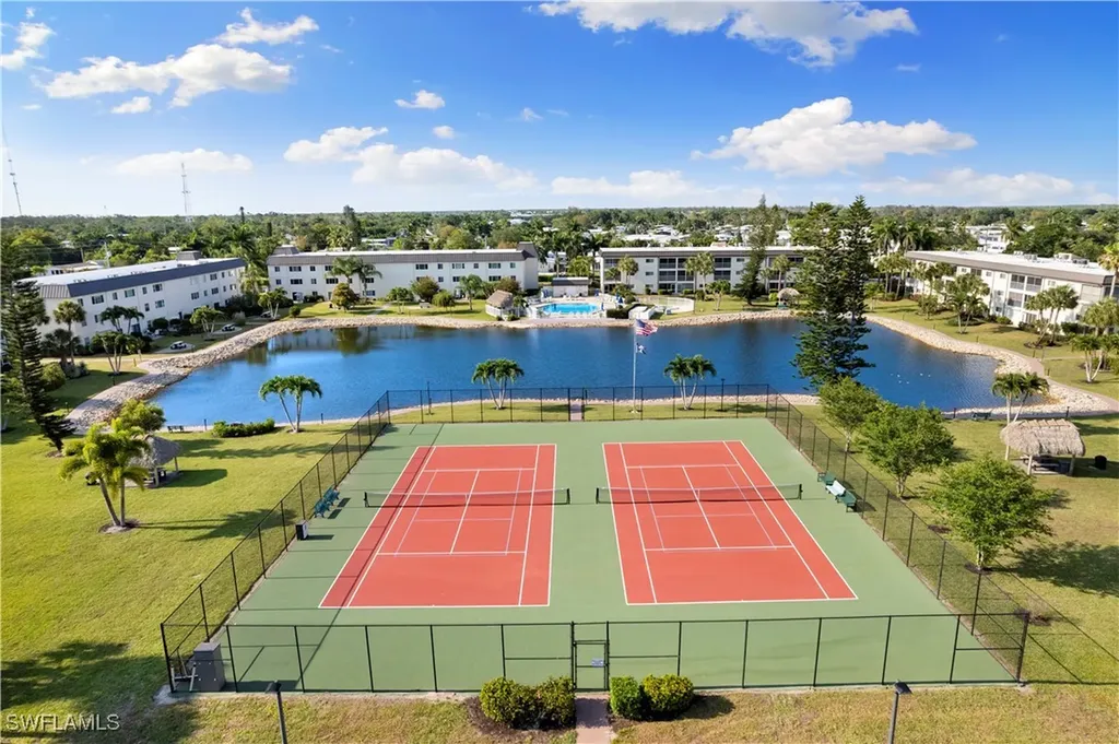 1008 Manatee Road Naples FL 34114