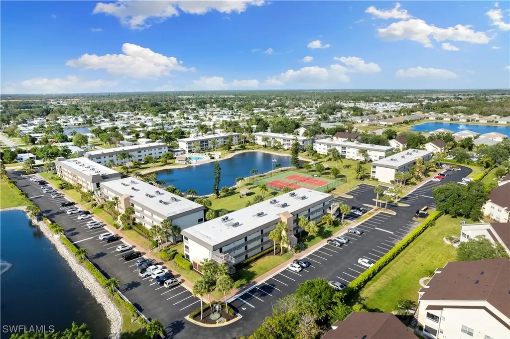1008 Manatee Road Naples FL 34114