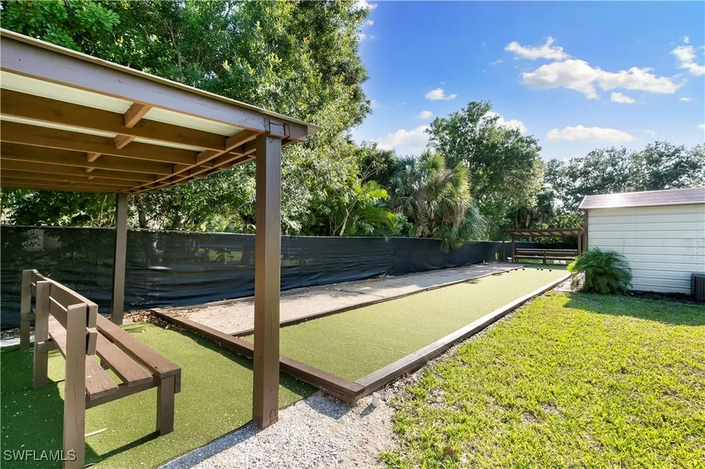 1008 Manatee Road Naples FL 34114