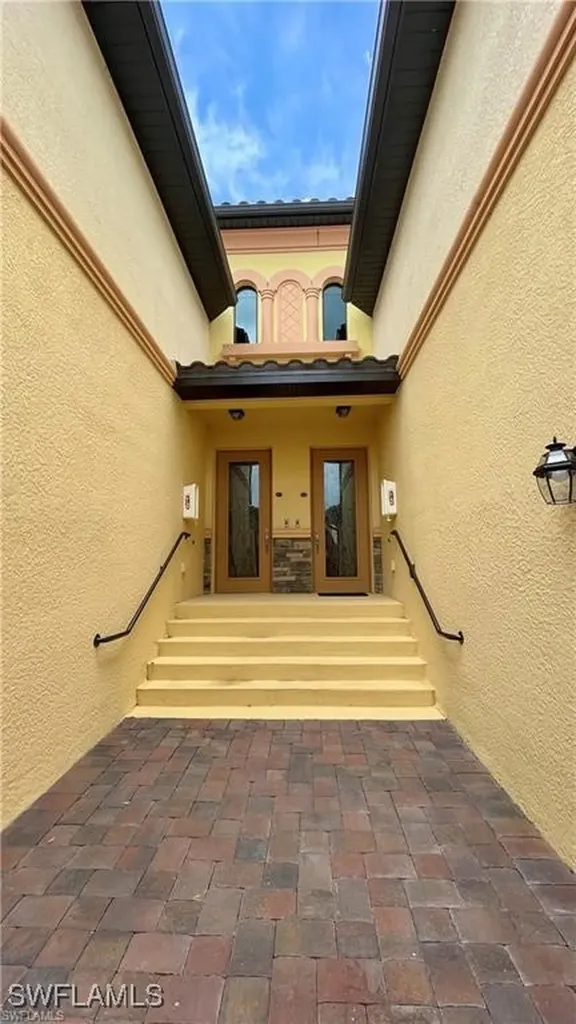 17321 Cherrywood Court Bonita Springs FL 34135