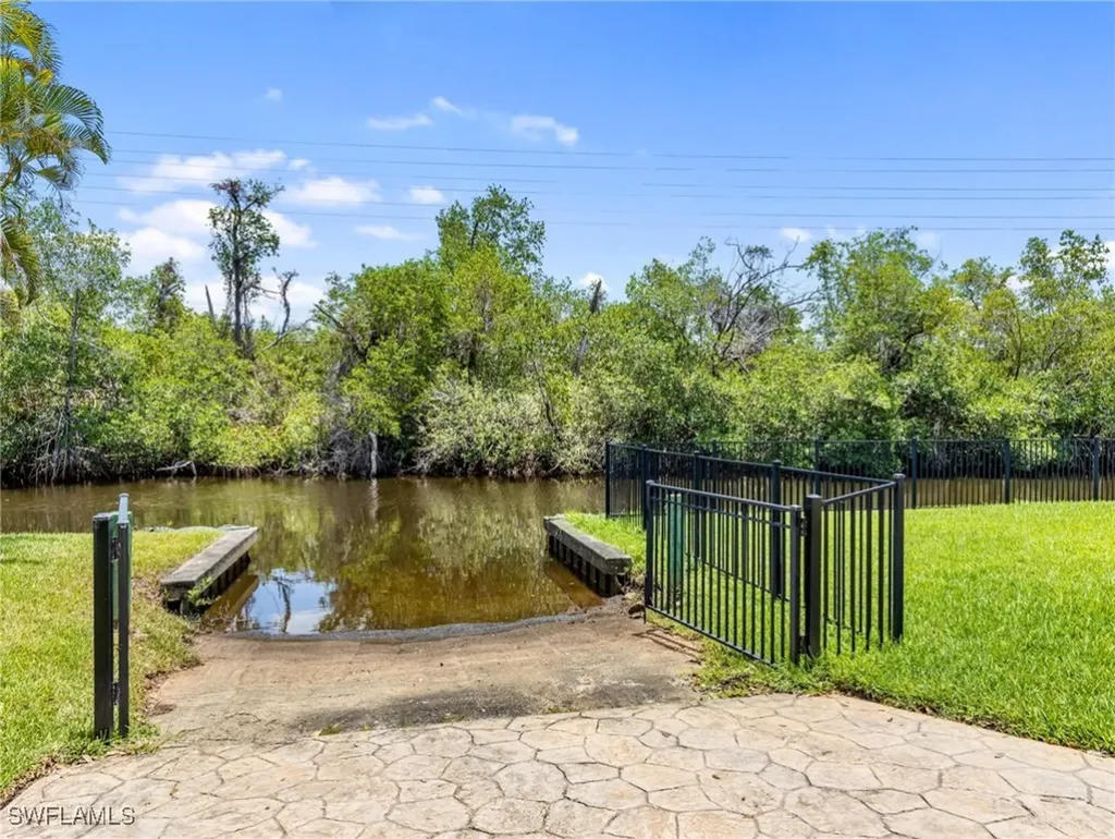 18251 Parkridge Court Fort Myers FL 33908