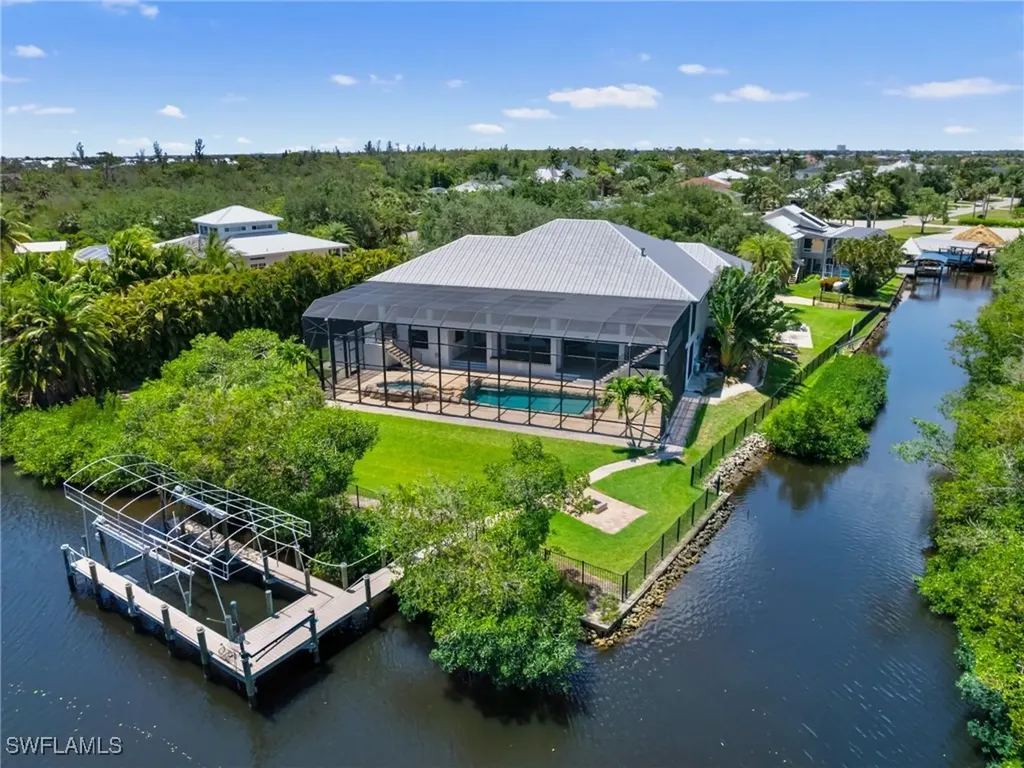 18251 Parkridge Court Fort Myers FL 33908