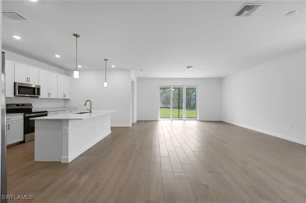 17581 Saddleback Loop North Fort Myers FL 33917