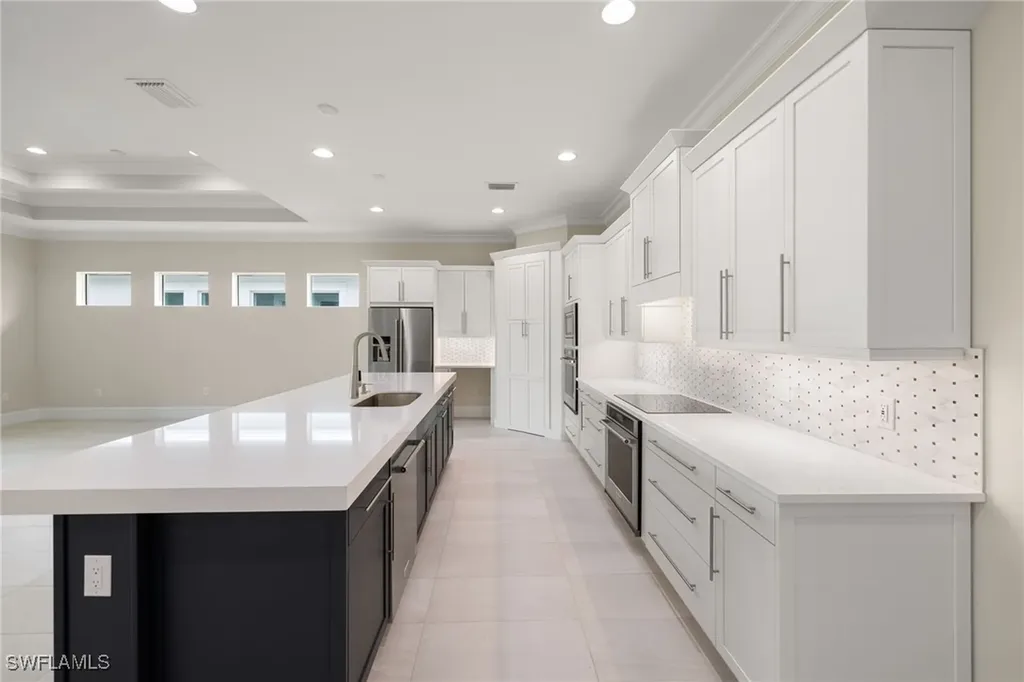 8750 Calypso Court Naples FL 34112