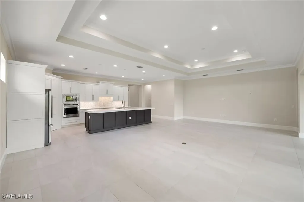 8750 Calypso Court Naples FL 34112