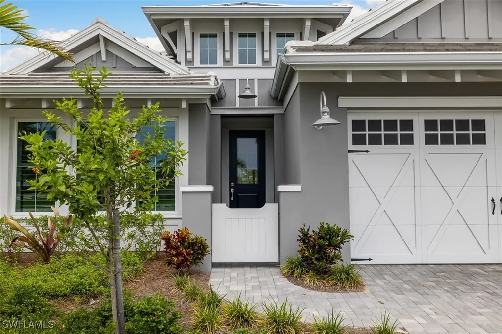 8750 Calypso Court Naples FL 34112