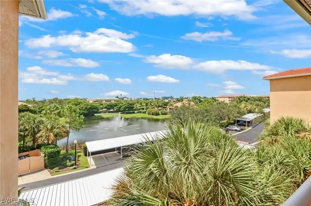 8261 Pathfinder Loop Fort Myers FL 33919