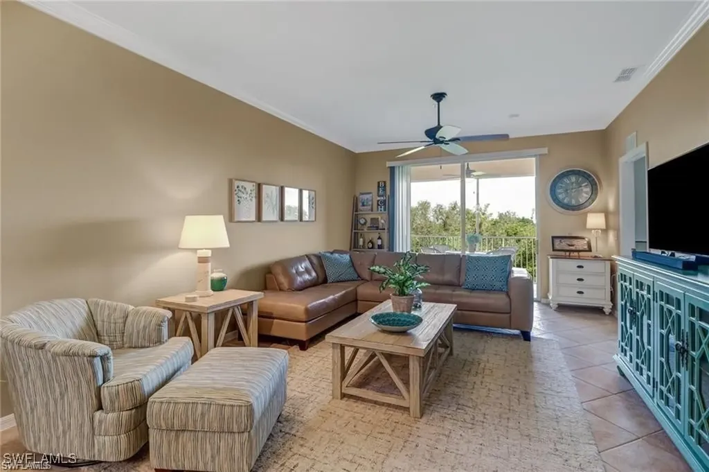 8261 Pathfinder Loop Fort Myers FL 33919