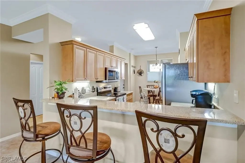 8261 Pathfinder Loop Fort Myers FL 33919