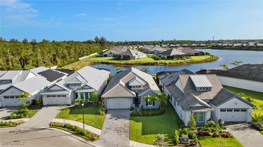 8979 Gustavia Court Naples FL 34112