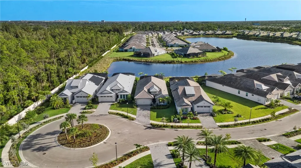 8979 Gustavia Court Naples FL 34112