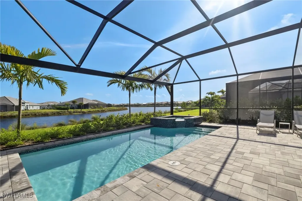 8979 Gustavia Court Naples FL 34112