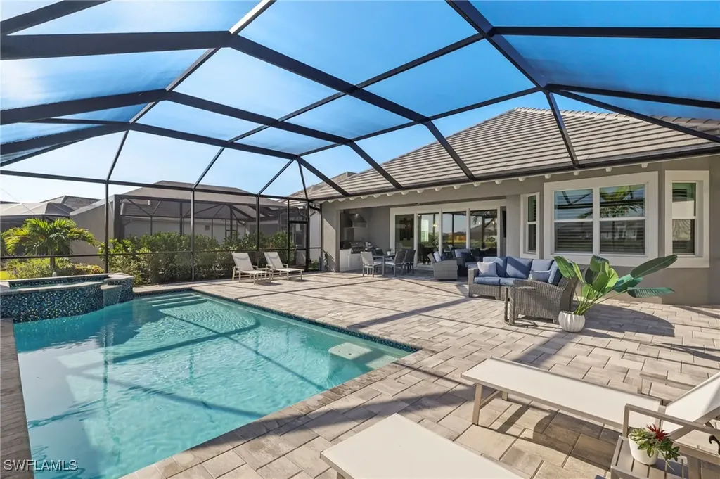 8979 Gustavia Court Naples FL 34112