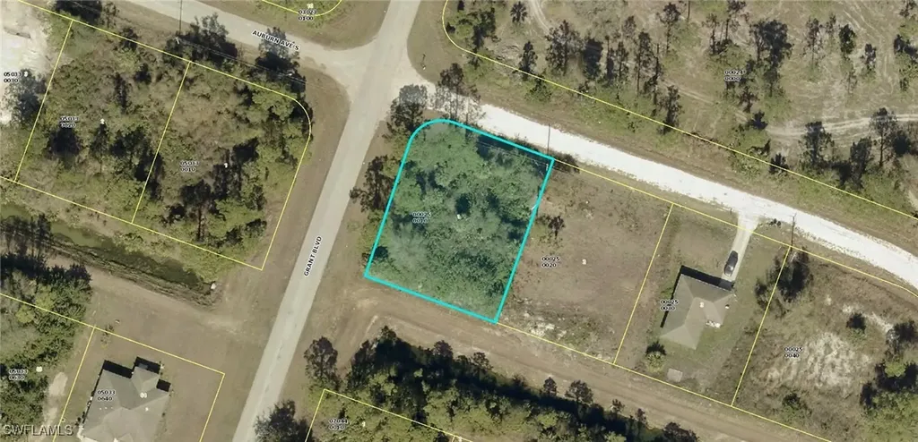 156 Auburn Avenue S Lehigh Acres FL 33974