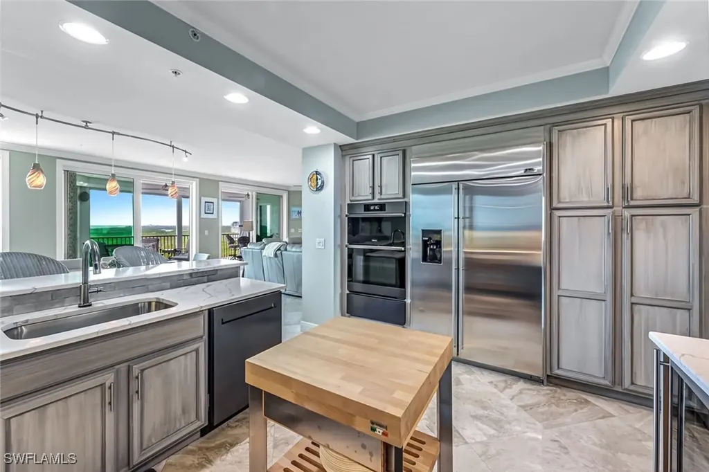 275 Indies Way Naples FL 34110